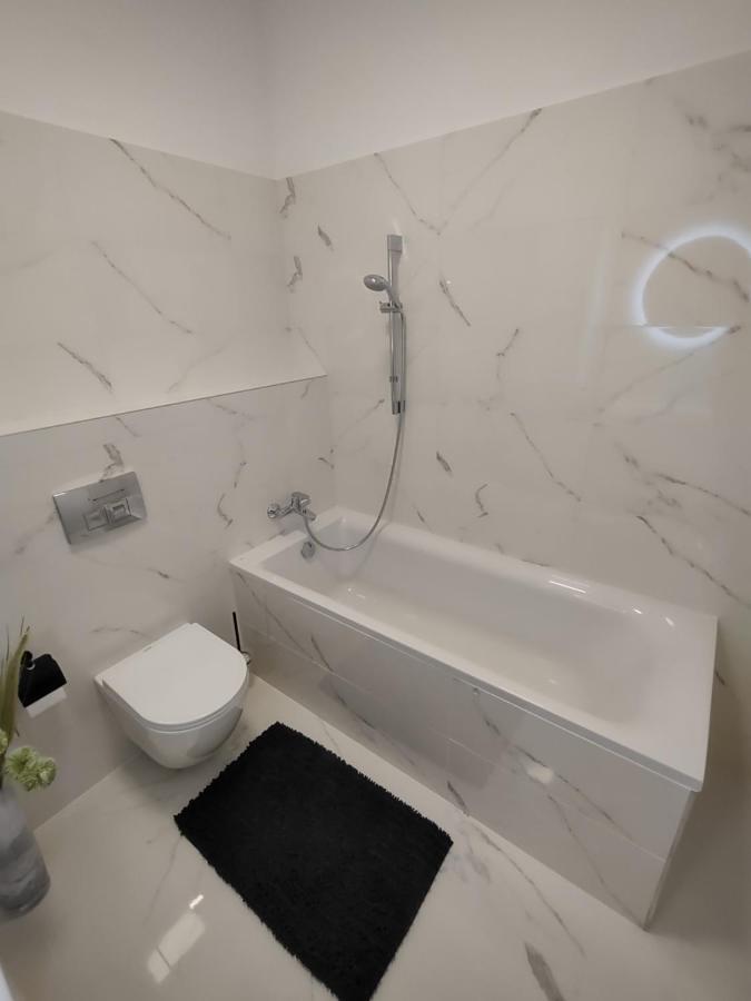 Karina Apartman Apartman Dunaszerdahely Kültér fotó