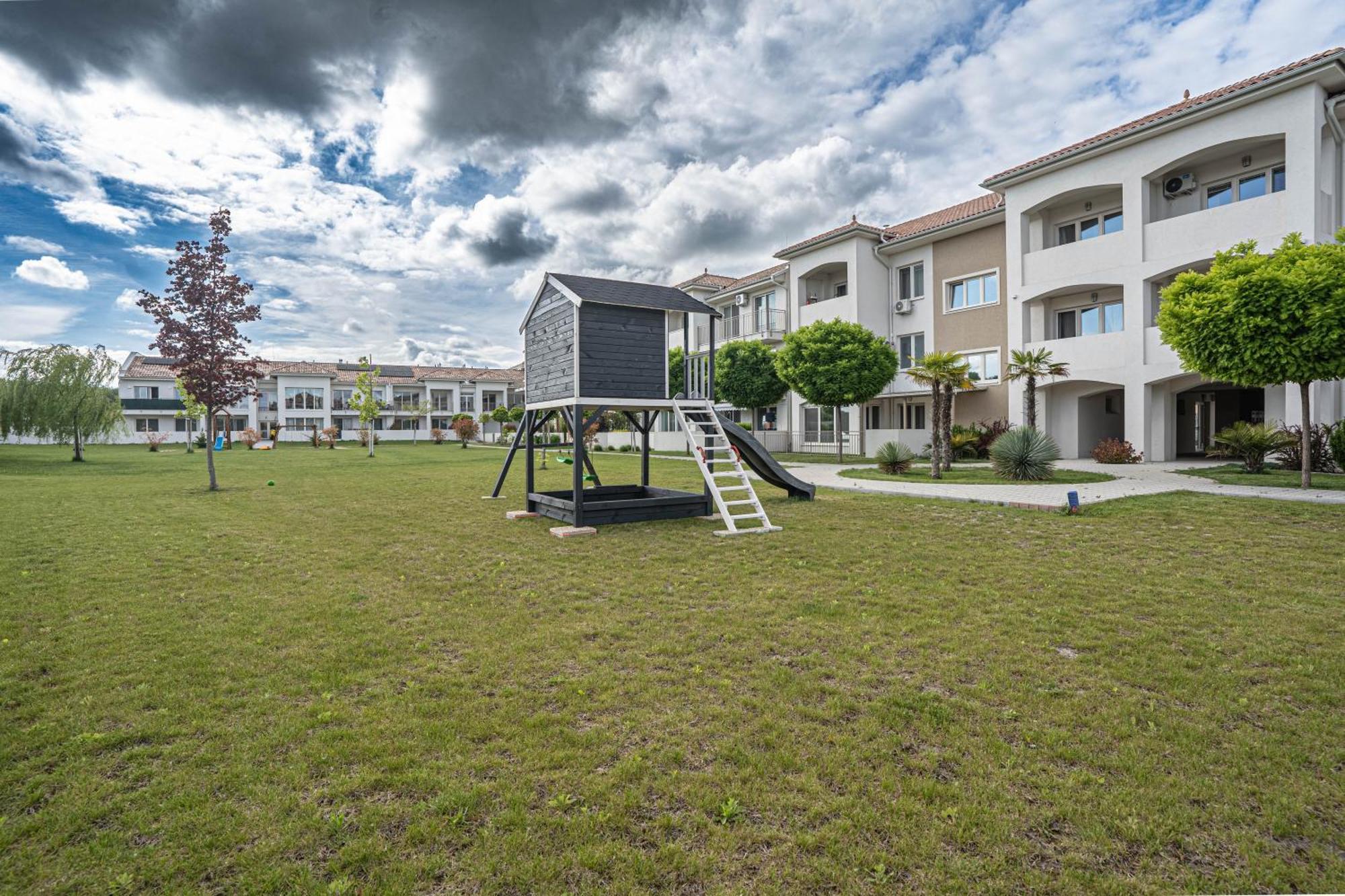 Karina Apartman Apartman Dunaszerdahely Kültér fotó